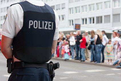 Die neugierige Polizei und der Versammlungsleiter