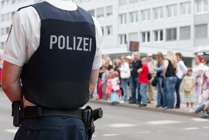 Die neugierige Polizei und der Versammlungsleiter